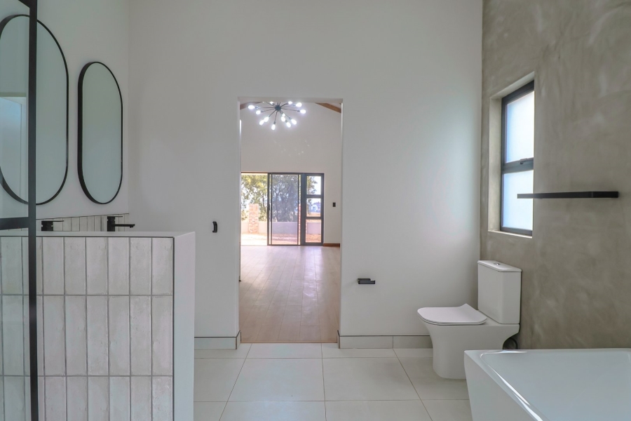 4 Bedroom Property for Sale in Landsmeer Residential Estate North West